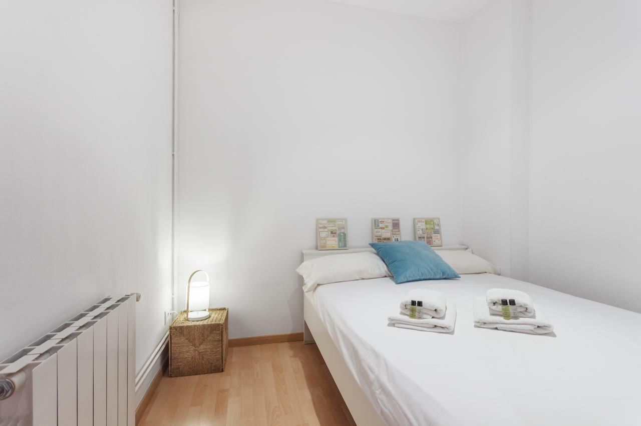 Apartamento Flateli Aribau Barcelona Exterior foto