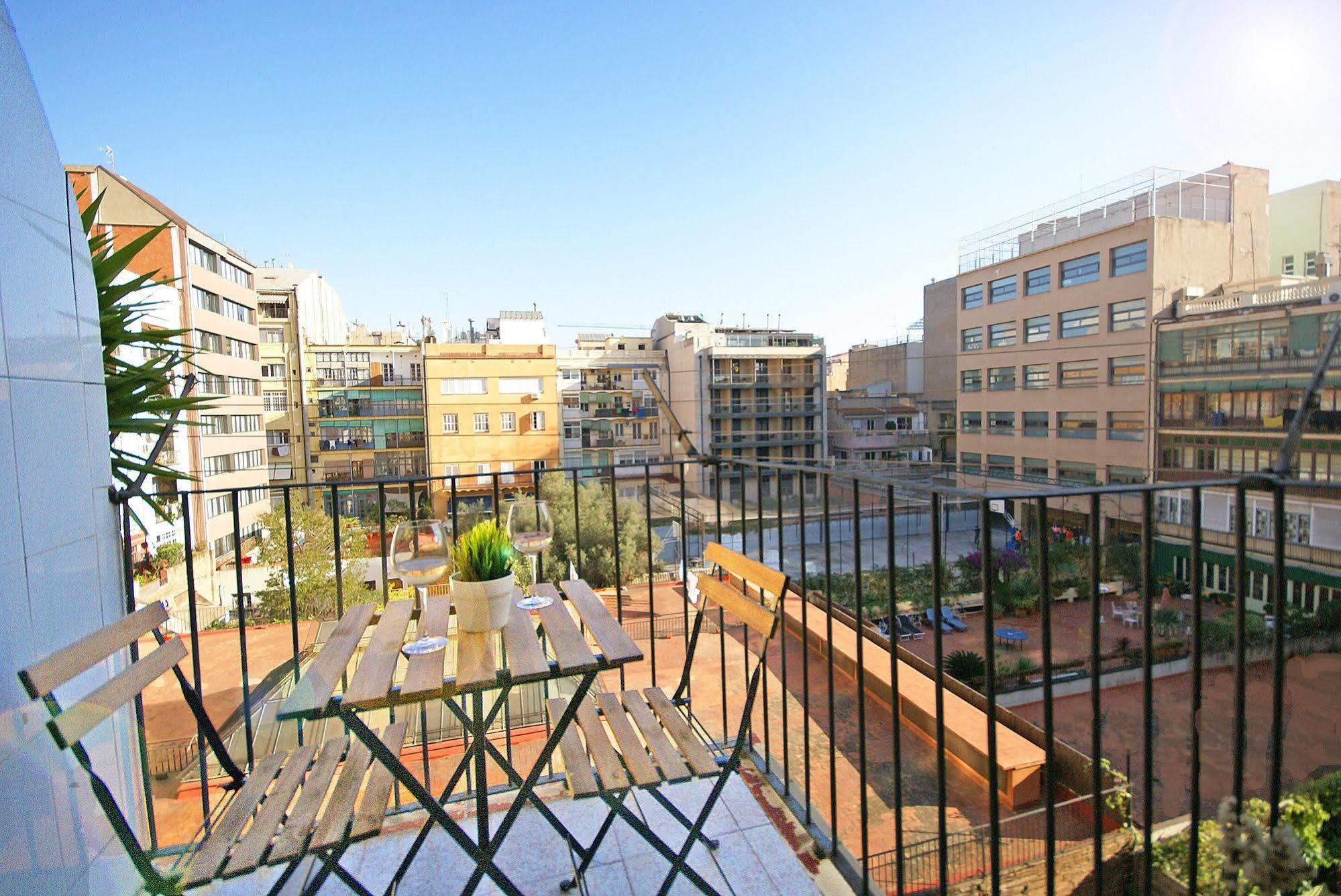 Apartamento Flateli Aribau Barcelona Exterior foto